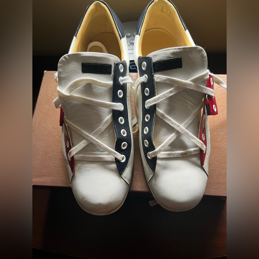 Men’s Gucci sneakers